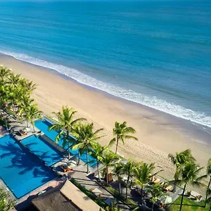 https://the-legian-bali.hotelsseminyak.net