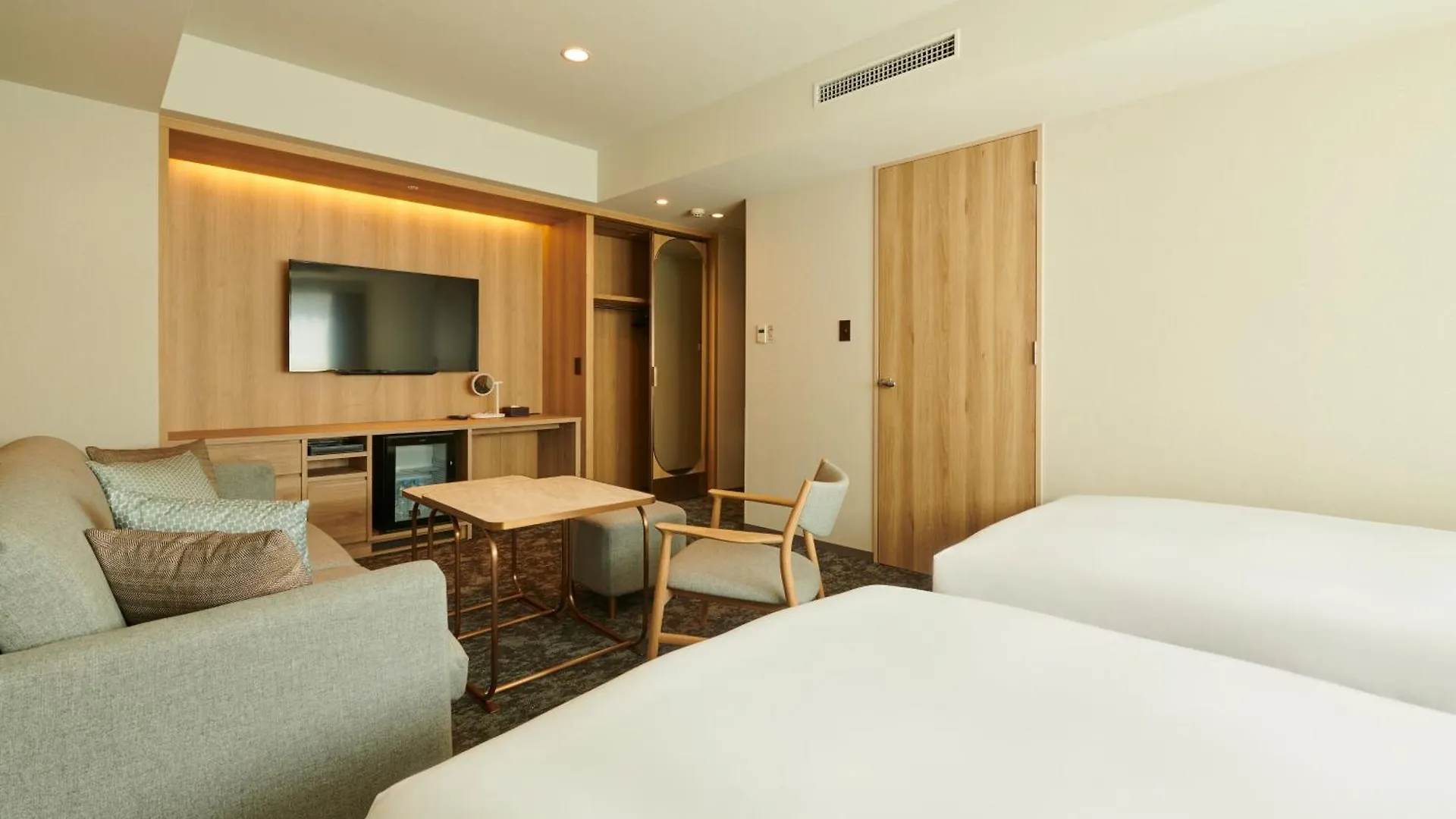 ****  Cross Hotel Sapporo Japón